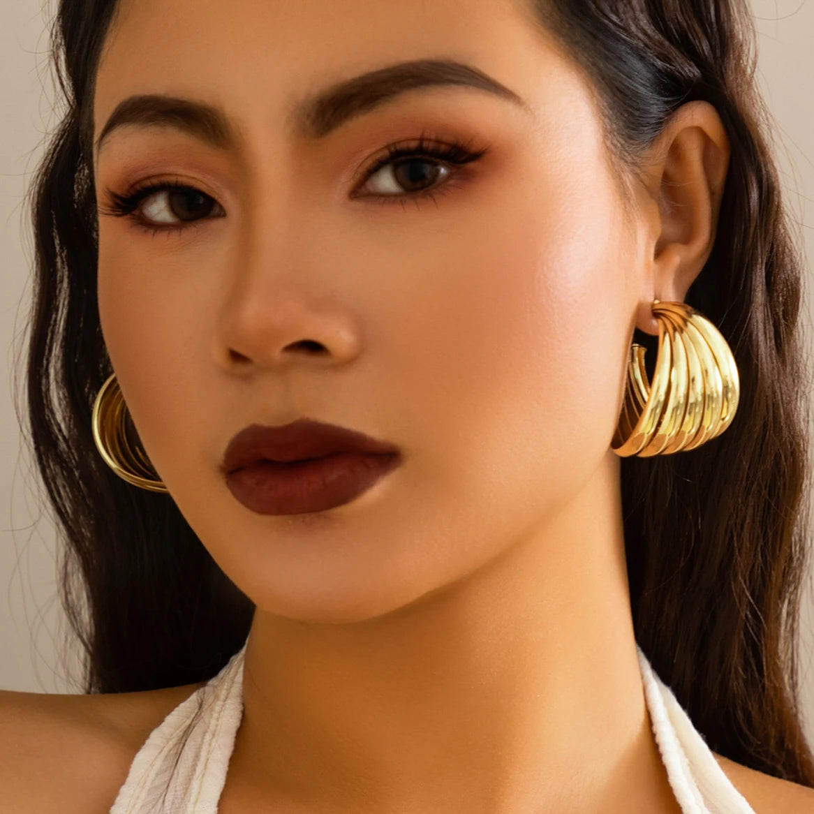 Punk Vintage Smooth Metal Hoop Earrings for Women Gold Color C Shape Circle Geometric Earrings Trendy Jewelry Gifts New