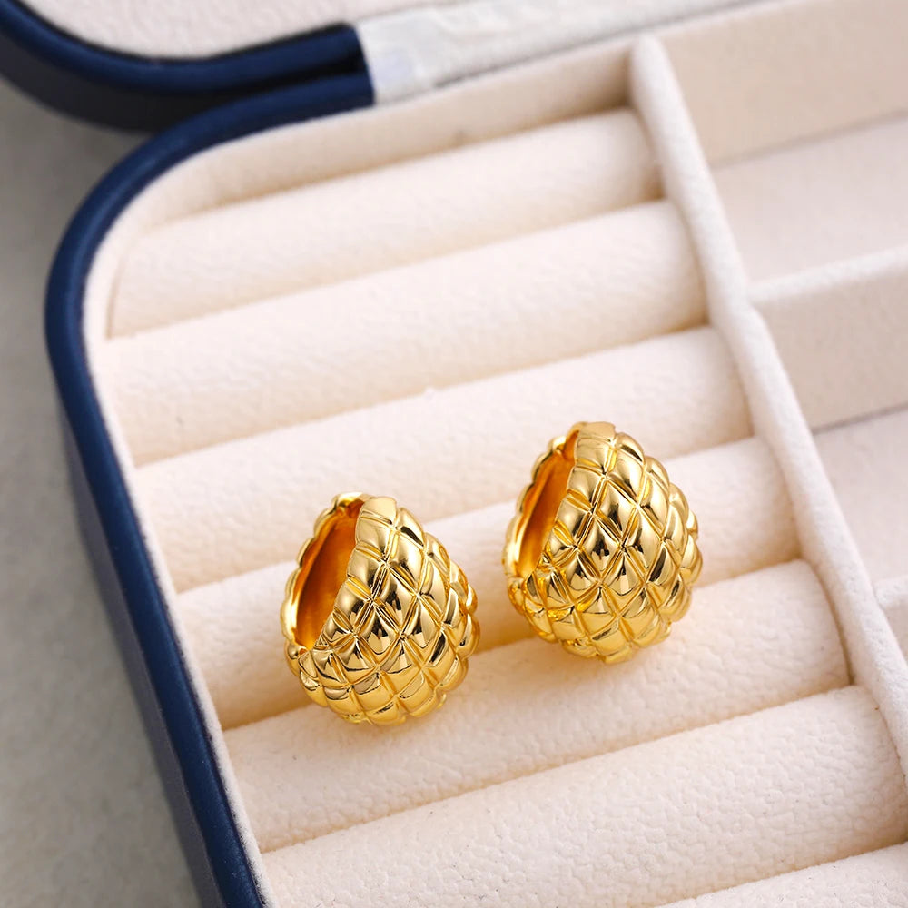Creative Pineapple Shape Chunky Hoop Earrings for Women Gold Plated Round Circle Wide Thick Statement Earrings Jewelry Gift