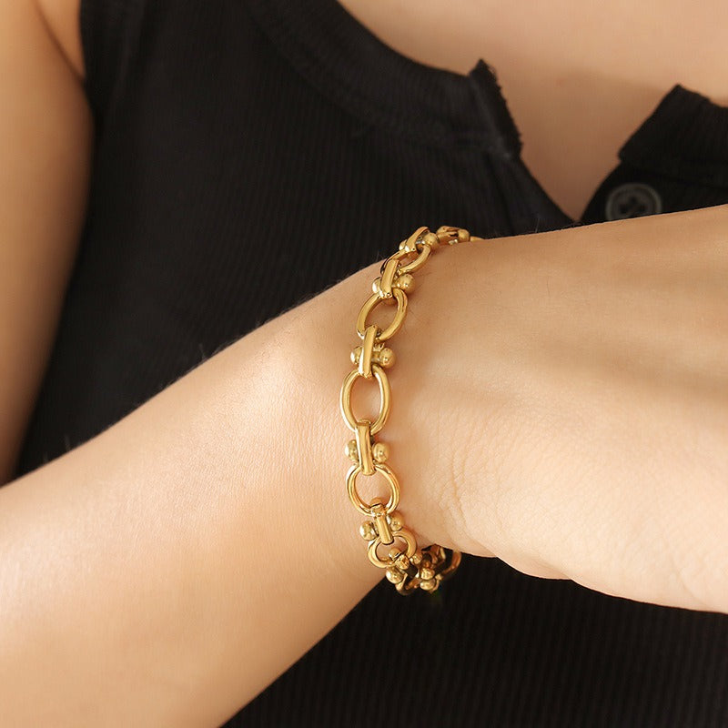 Luxury Thick chain interlocking couple girl gift bracelet jewelry accessories