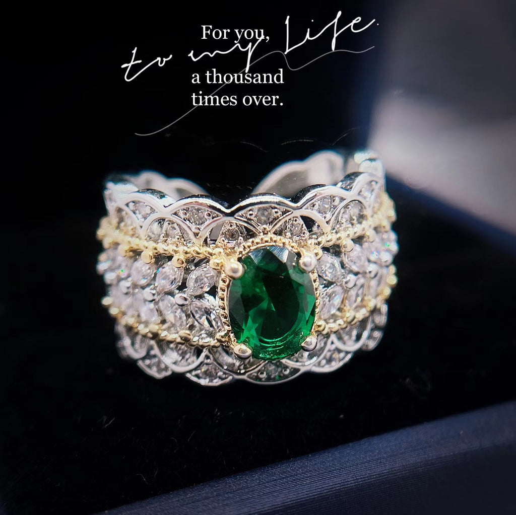 Italian Retro Court Style Hollow Pattern Two-Color Gold Couture Jewelry Lace Imitation Emerald Dove Egg Ring