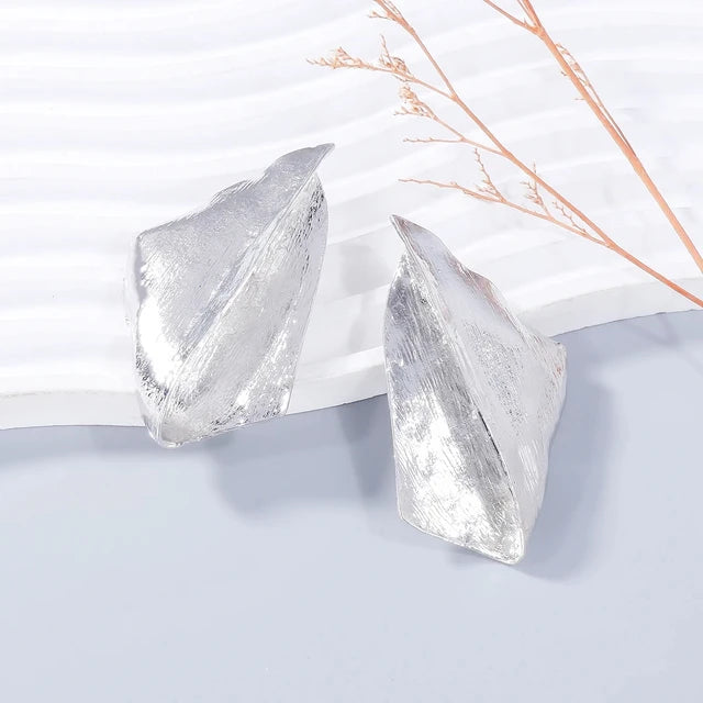 Vintage Metal Texture Irregular Leaf-shaped Geometric Large Earring for Women Statement Chunky Trend Jewelry  New