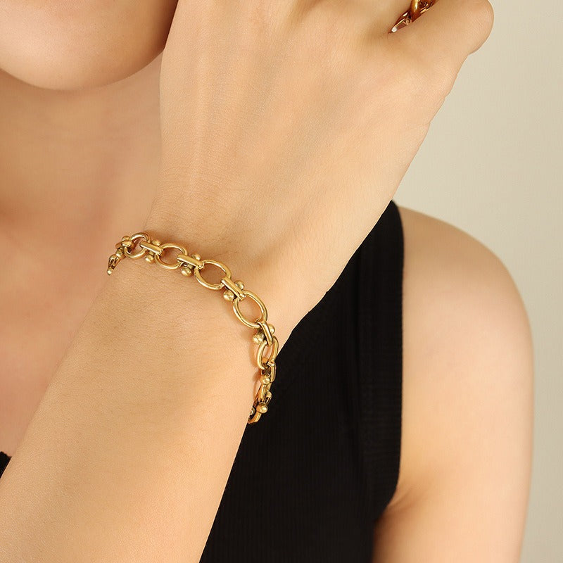 Luxury Thick chain interlocking couple girl gift bracelet jewelry accessories