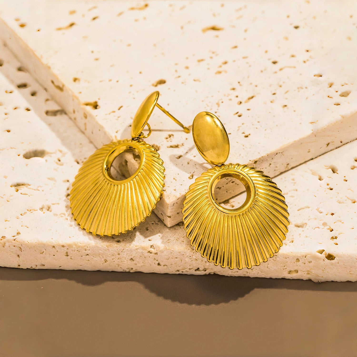 African Queen inspired Shell Texture Charm Pendant Stainless Steel Earrings for Women, Retro High-quality Daily Jewelry Earrings