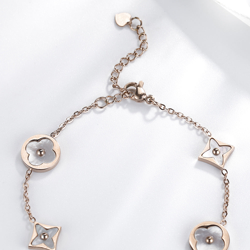 Fashion Trend Four-Leaf Flower-Shaped Shell Stitching Pendant Bracelet Rose Gold Thin Chain Titanium Steel Jewelry