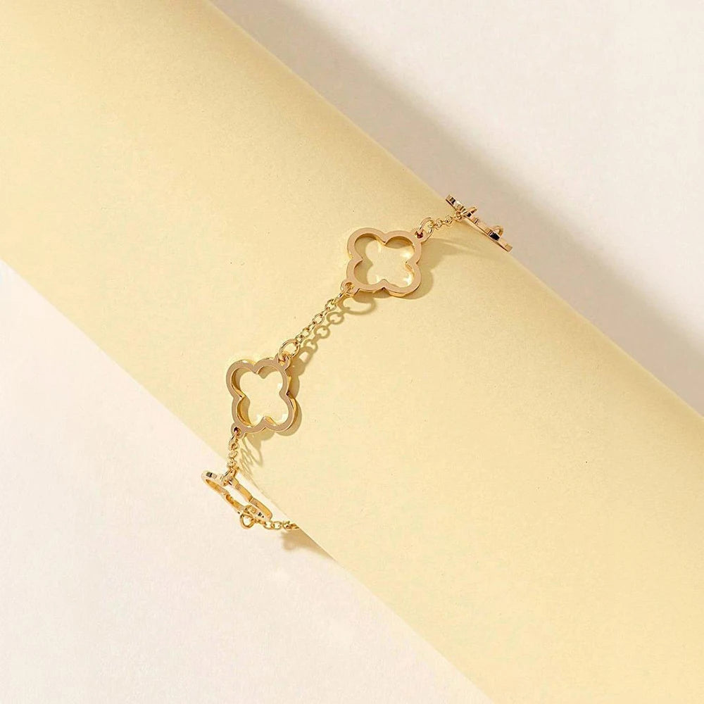 Lucky leaf  Luxury Fashion Flower Decor Bracelet For Women For Daily Decoration Gifts for Friends Mom Gifts Party Favors Jewelry