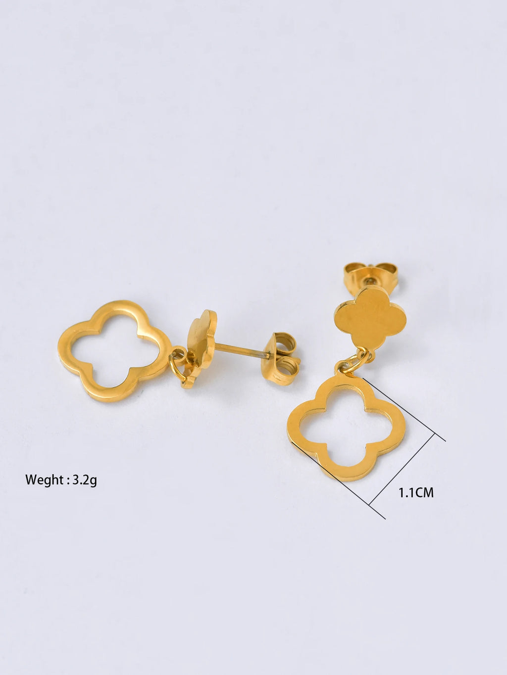 🍀 Vintage Clover Earrings - Matte Stainless Steel Daily Wear for Women