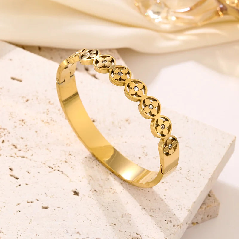 Heart CZ Bangle  Unisex Stainless Steel Cuff Bracelet for Women & Men